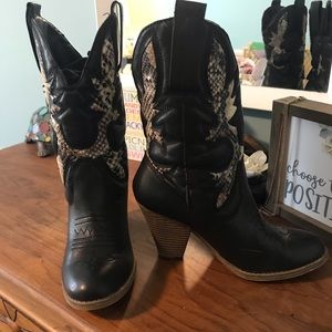 macys womens cowboy boots